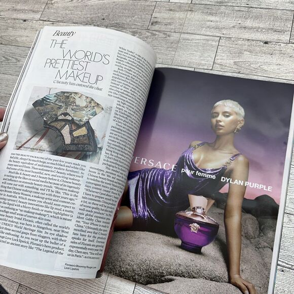 Elle Magazine November 2023 "Irina Shayk" Issue - New Unread - Picture 6 of 11